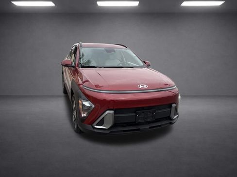Used 2024 Hyundai Kona SEL FWD image 11