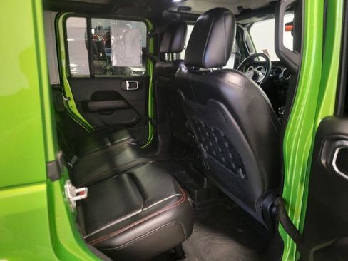 Used 2018 Jeep Wrangler Unlimited Rubicon image 24