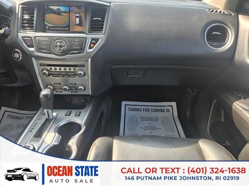 Used 2017 Nissan Pathfinder SL AWD/4WD image 19