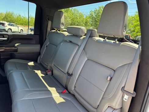 Used 2020 GMC Sierra 2500 SLT w/ Driver Alert Package I AWD/4WD image 26
