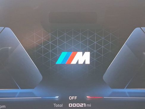 New 2026 BMW X5 M60i image 18