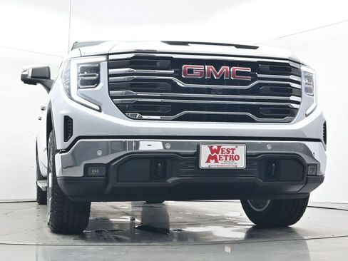 New 2026 GMC Sierra 1500 SLT w/ SLT Premium Plus Package image 30