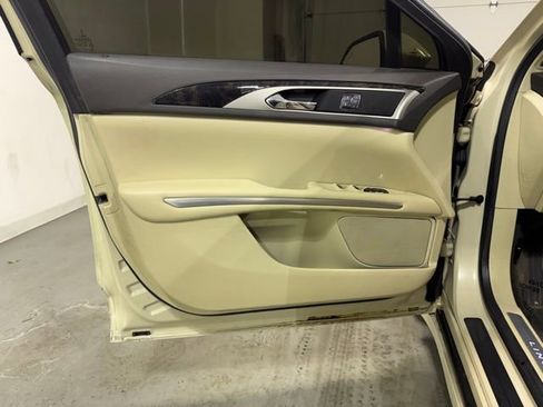 Used 2015 Lincoln MKZ w/ Equipment Group 102A Reserve image 9