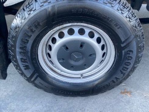 Used 2019 Mercedes-Benz Sprinter 170 image 26