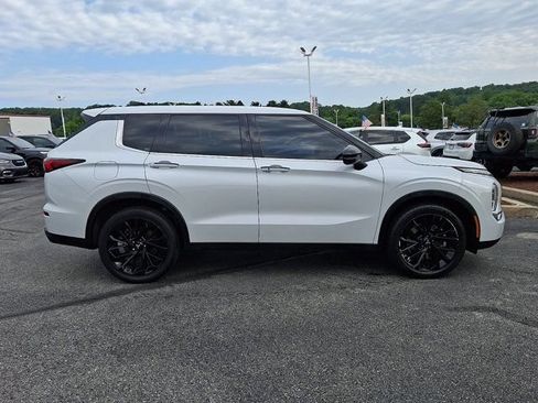 Used 2022 Mitsubishi Outlander SEL Black Edition AWD/4WD image 9