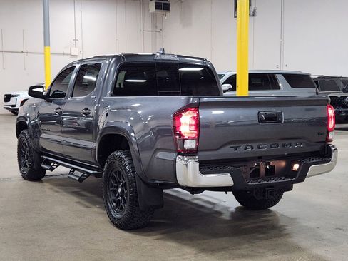 Used 2022 Toyota Tacoma SR5 image 11