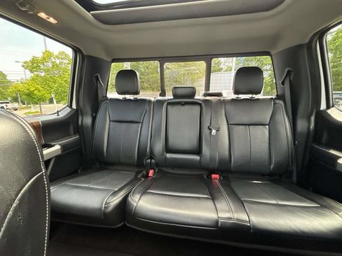 Used 2020 Ford F150 Lariat w/ Equipment Group 502A Luxury AWD/4WD image 10