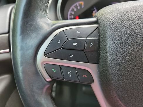 Used 2018 Jeep Grand Cherokee Limited RWD image 24
