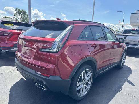 Used 2023 Cadillac XT4 Sport w/ Cold Weather Package AWD/4WD image 8