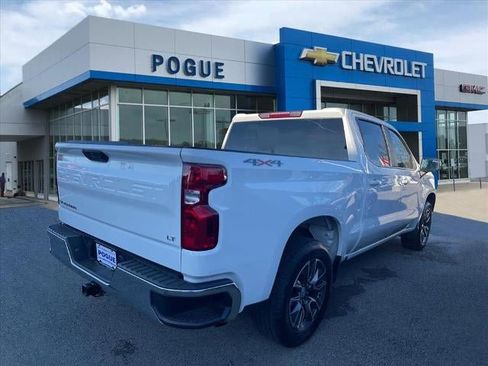 Used 2023 Chevrolet Silverado 1500 LT image 2