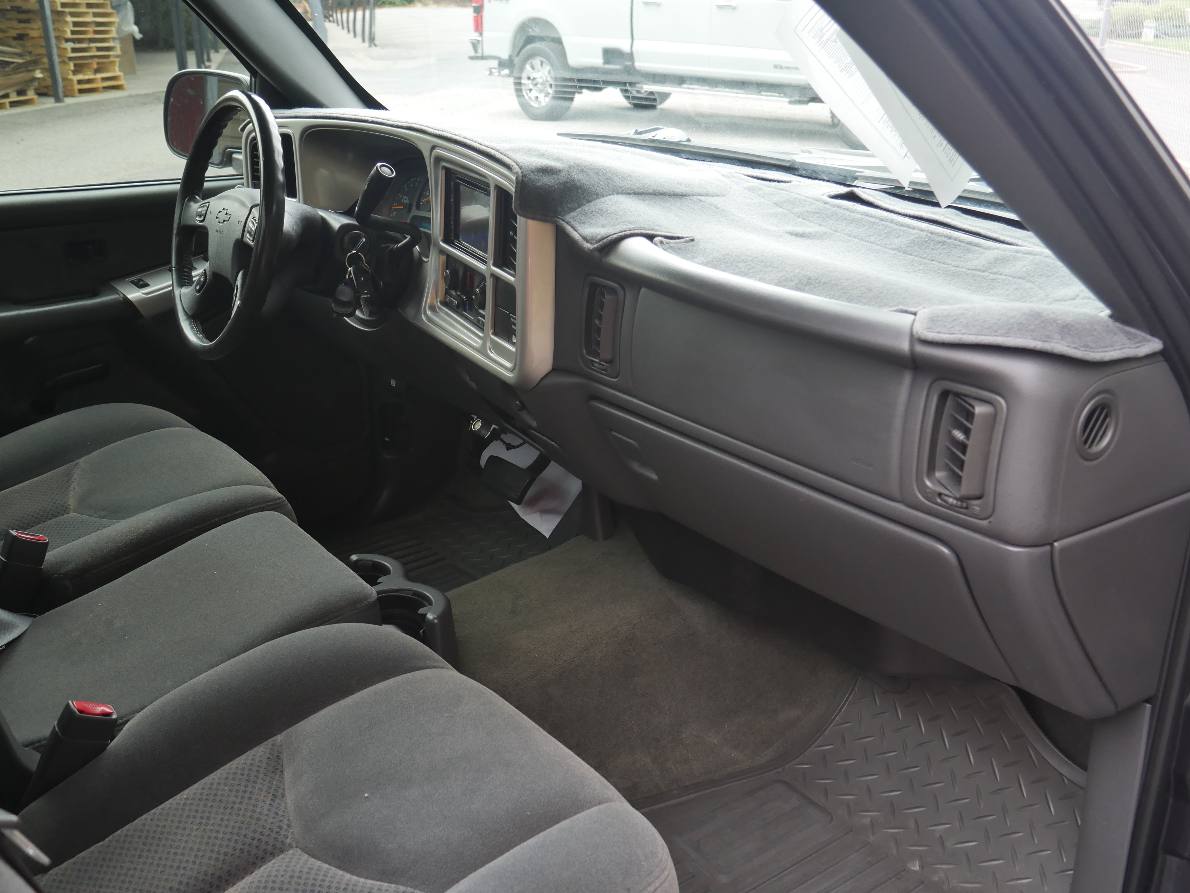 Used 2003 Chevrolet Silverado 1500 LS RWD image 19