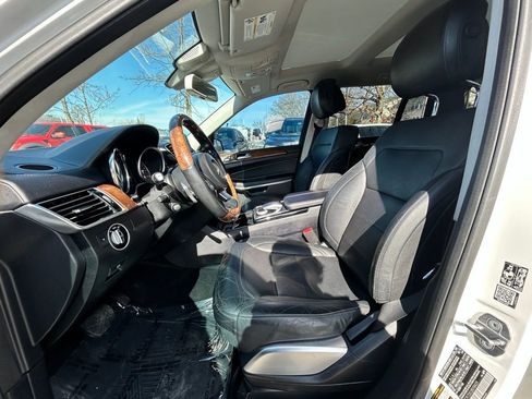 Used 2018 Mercedes-Benz GLS 550 4MATIC w/ Driver Assistance Package image 16