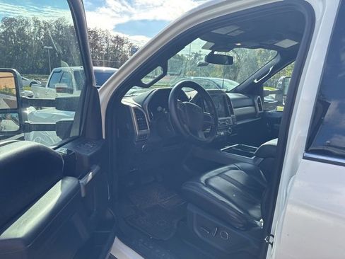 Used 2022 Ford F250 Platinum w/ FX4 Off-Road Package image 8