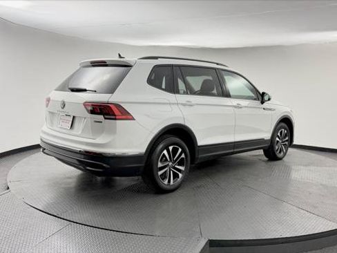 Used 2022 Volkswagen Tiguan S AWD/4WD image 8