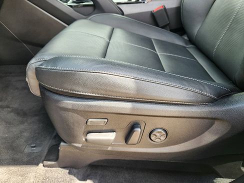 Used 2025 Kia Telluride SX image 28