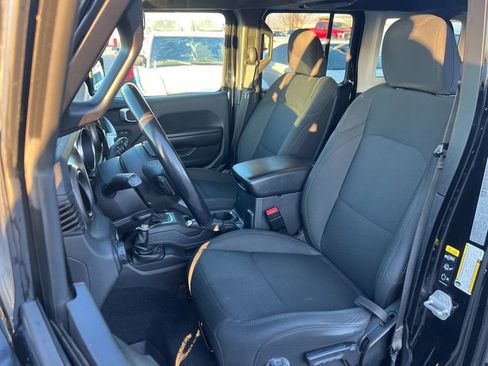 Used 2020 Jeep Wrangler Unlimited Sport S image 9