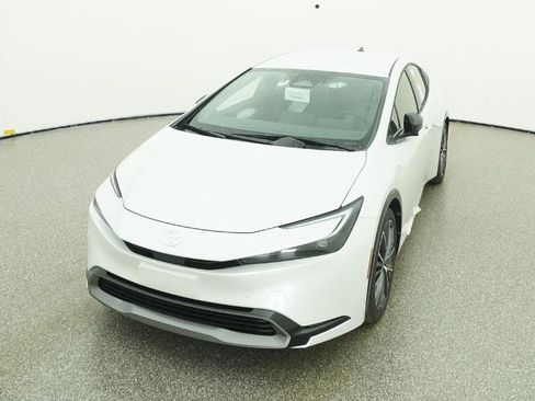 New 2026 Toyota Prius XLE image 8