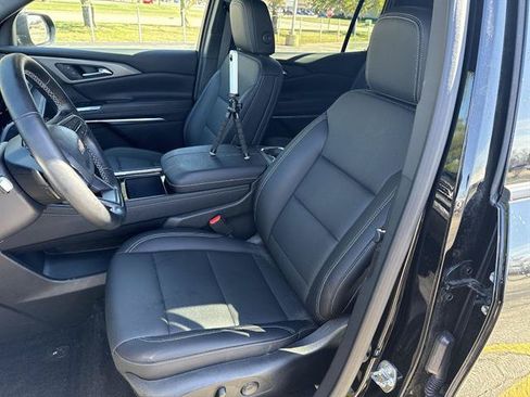 Certified 2025 Chevrolet Traverse LT w/ Driver Confidence Package AWD/4WD image 40