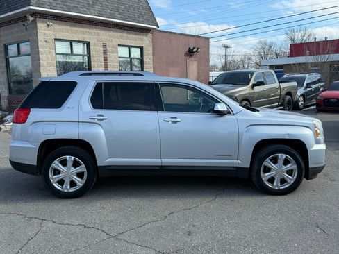 Used 2016 GMC Terrain SLT w/ Open Road Package FWD image 4