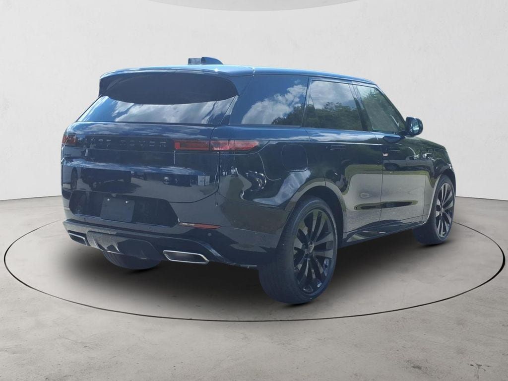New 2026 Land Rover Range Rover Sport Dynamic SE AWD/4WD image 5