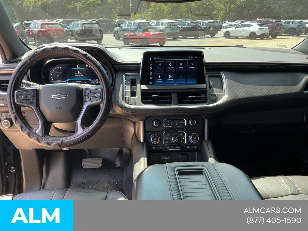 Used 2022 Chevrolet Tahoe RST w/ Luxury Package AWD/4WD image 16