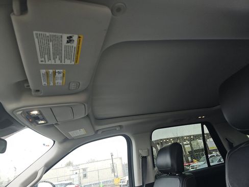 Used 2025 Ford Expedition Max Platinum image 20