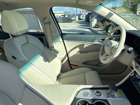 New 2026 Genesis G70 2.5T Prestige image 11
