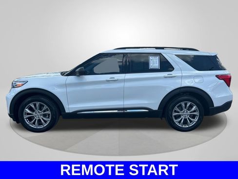 Used 2023 Ford Explorer XLT w/ Equipment Group 202A image 8