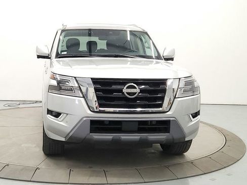 Used 2024 Nissan Armada SL image 2