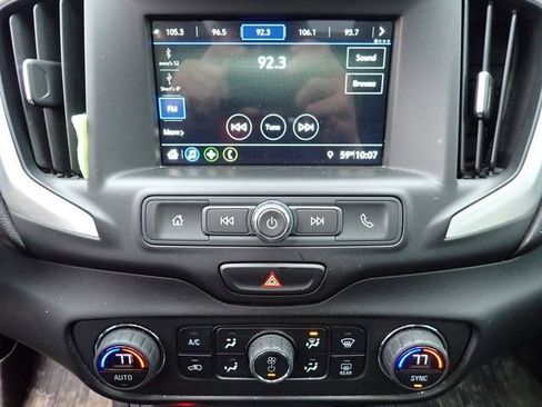 Used 2019 GMC Terrain SLE w/ Driver Convenience Package AWD/4WD image 14