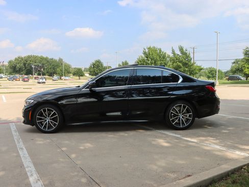 Used 2020 BMW 330i Sedan w/ Convenience Package RWD image 4