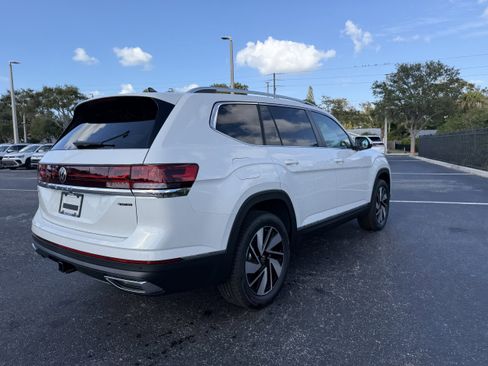 New 2026 Volkswagen Atlas SEL image 3