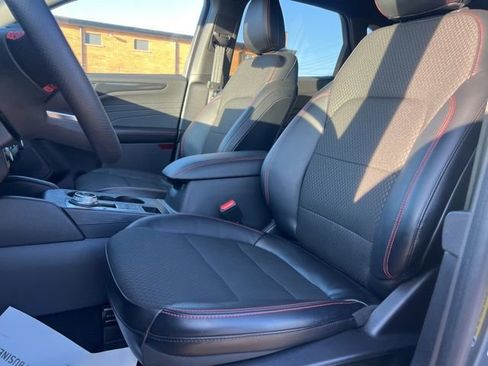 Certified 2024 Ford Escape ST-Line w/ Tech Pack #1 image 15