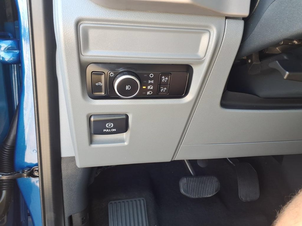 Used 2023 Ford F150 XLT RWD image 12