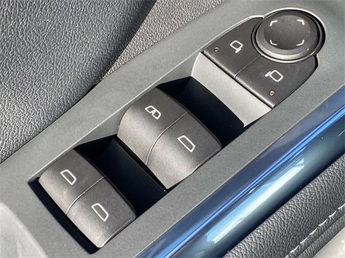 New 2026 Chevrolet Traverse LT w/ Driver Confidence Package image 24