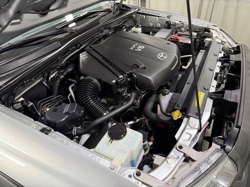 Used 2013 Toyota Tacoma 4x4 Access Cab V6 w/ Convenience Pkg image 21