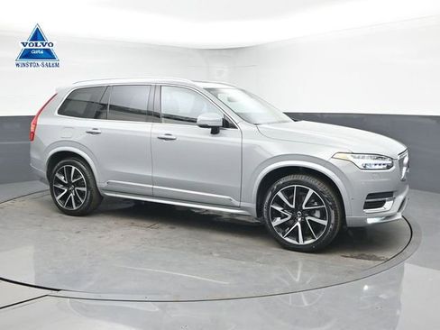 Used 2025 Volvo XC90 B6 Plus image 1