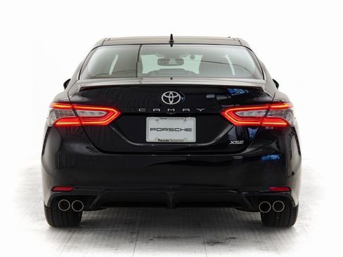 Used 2019 Toyota Camry XSE image 31