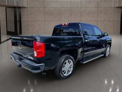 Used 2016 Chevrolet Silverado 1500 High Country w/ High Country Premium Package RWD image 3