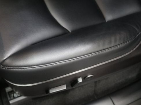 Used 2023 Tesla Model Y Performance image 25