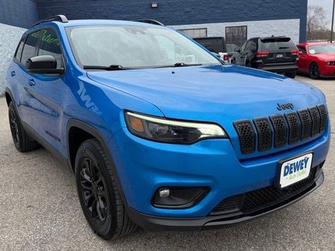 Used 2023 Jeep Cherokee Altitude Lux image 7