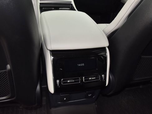 New 2026 Lincoln Aviator AWD image 19