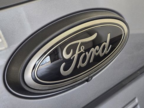 Certified 2025 Ford Ranger XLT w/ Equipment Group 301A High image 11