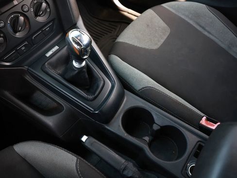 Used 2013 Ford Focus ST image 37