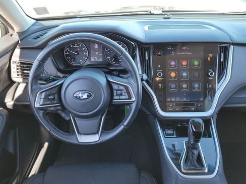 Used 2021 Subaru Outback Premium image 9