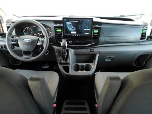 Used 2024 Ford Transit 350 XLT image 3