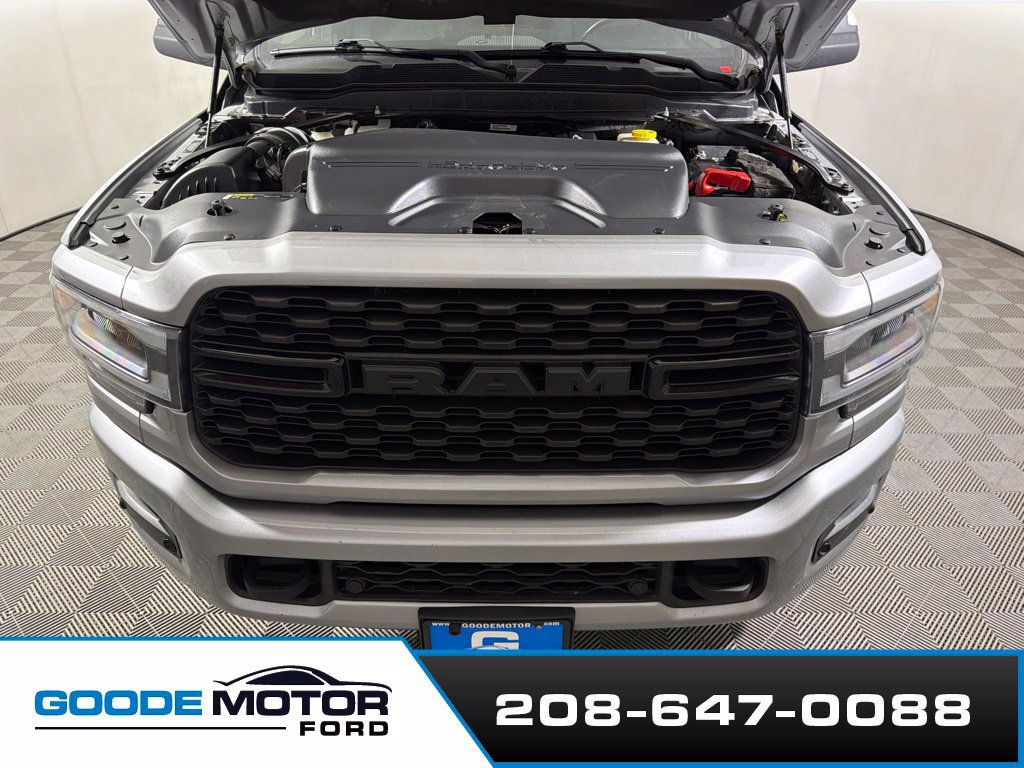 Used 2022 RAM 2500 Big Horn w/ Level C Equiment Group AWD/4WD image 26