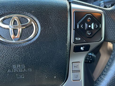 Used 2021 Toyota 4Runner SR5 Premium w/ Moonroof Package image 26