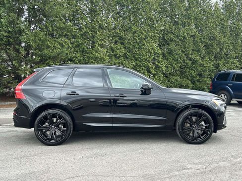 New 2026 Volvo XC60 T8 Ultra w/ Climate Package AWD/4WD image 2