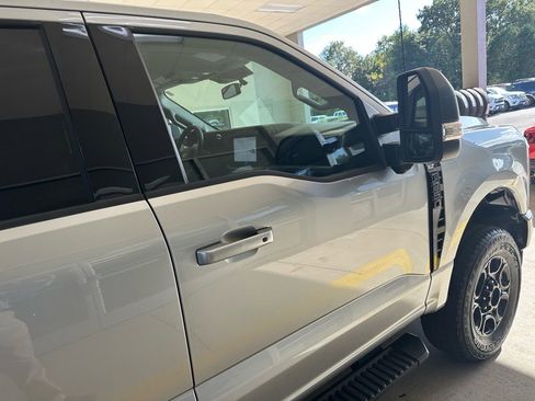 Certified 2024 Ford F250 XLT w/ XLT Premium Package image 9